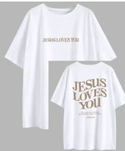 Lade das Bild in den Galerie-Viewer, Jesus Loves You T-Shirt
